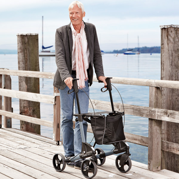 Topro Troja 2G Rollator im Einsatz